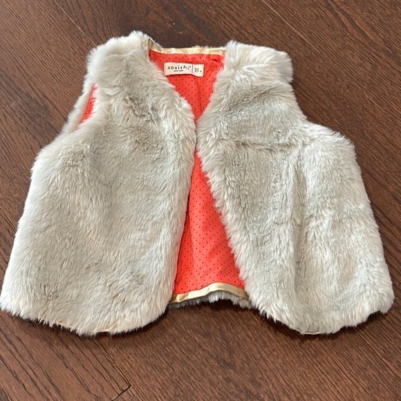 Faux Fur Anais & I Grey Vest Size 18 months - Picture 1 of 4